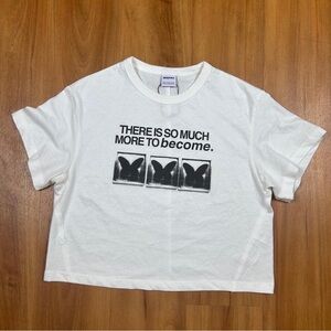 Bershka Women’s White Graphic Crop Top Short Sleeve